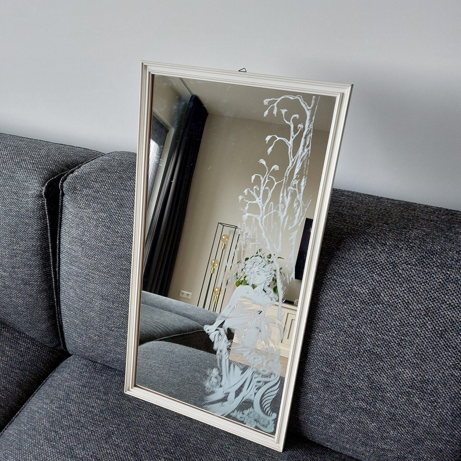 Vintage spiegel met geëtste dame en boom, Antiek en Kunst, Ophalen, Ovaal, Minder dan 50 cm