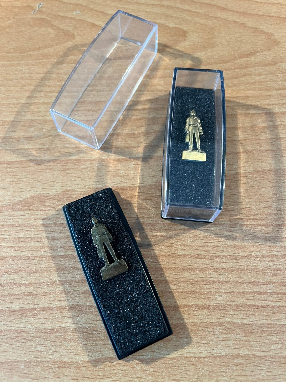1x speldje pin D’r Joep va Kirchroa, Kerkrade Markt, 30mm, Ophalen of Verzenden, Nieuw, Overige onderwerpen, Speldje of Pin