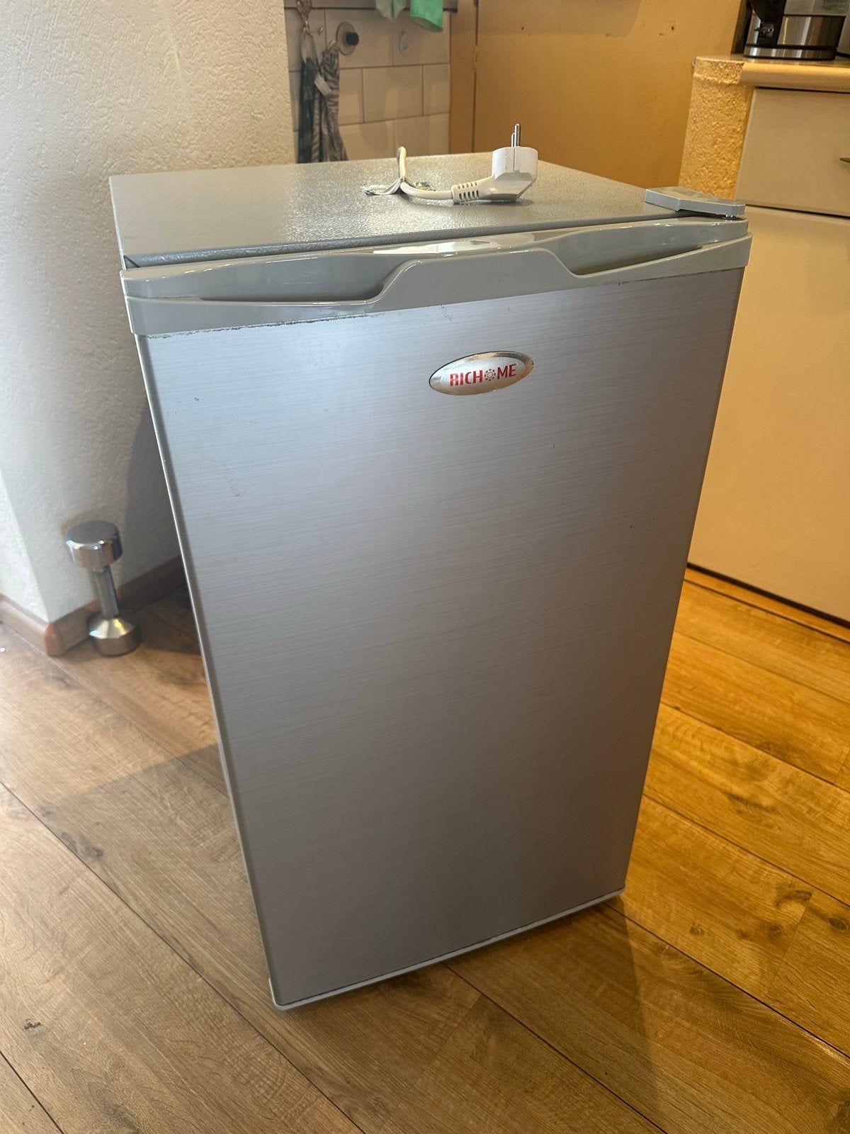 Richme mini koelkast met vriesvak, Witgoed en Apparatuur, Koelkasten en IJskasten, Gebruikt, Minder dan 45 cm, Minder dan 75 liter