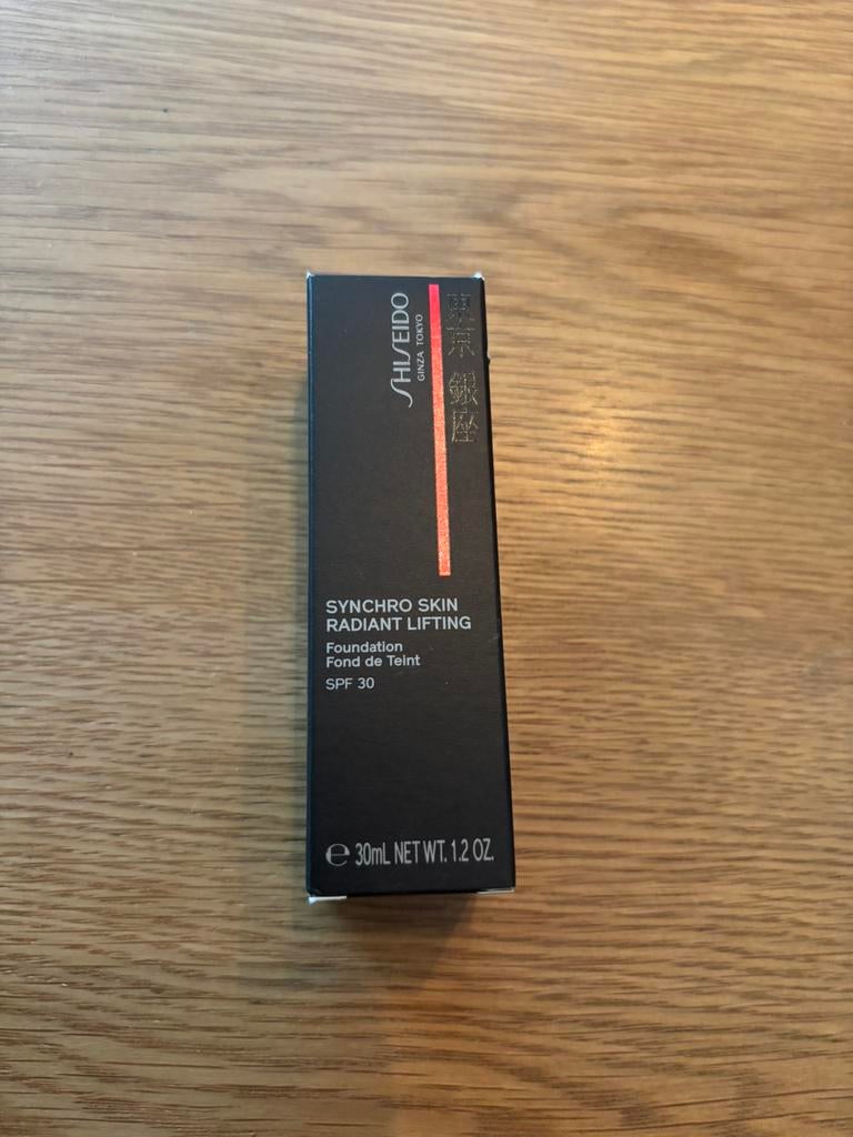 Shiseido foundation kleur 450 copper, Ophalen of Verzenden, Nieuw, Overige kleuren, Gehele gezicht