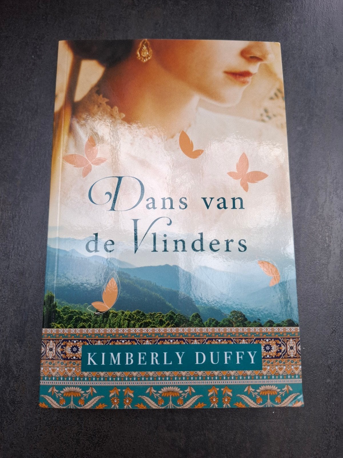 Kimberly Duffy - Dans van de vlinders, Ophalen of Verzenden, Zo goed als nieuw, Kimberly Duffy