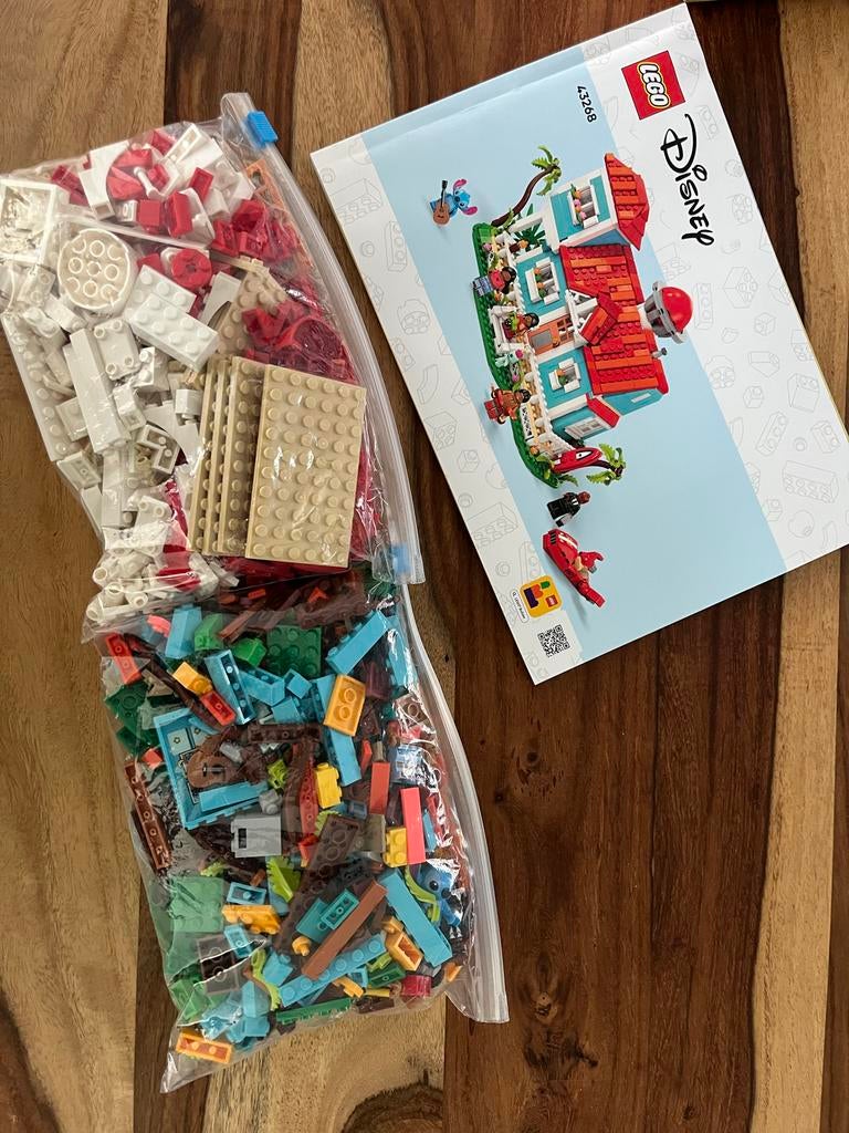 LEGO Disney Lilo en Stitch Strandhuis (43268), Gebruikt, Lego, Ophalen of Verzenden, Disney