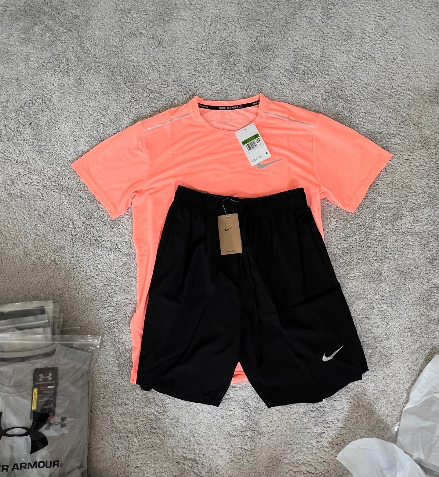 NIKE MILLER SET, Kleding | Heren, Heren-kledingpakketten, Ophalen of Verzenden, Zo goed als nieuw, Overige maten