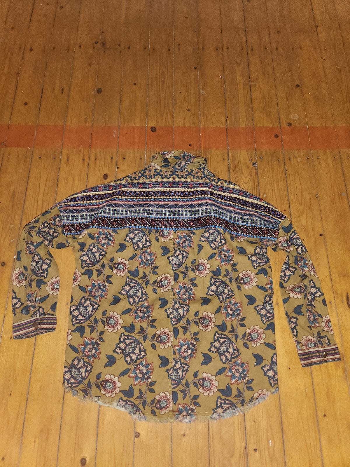 Zara vest/dikke blouse met bijzonder patroon en drukknopen, Zara, Ophalen of Verzenden, Zo goed als nieuw, Maat 34 (XS) of kleiner