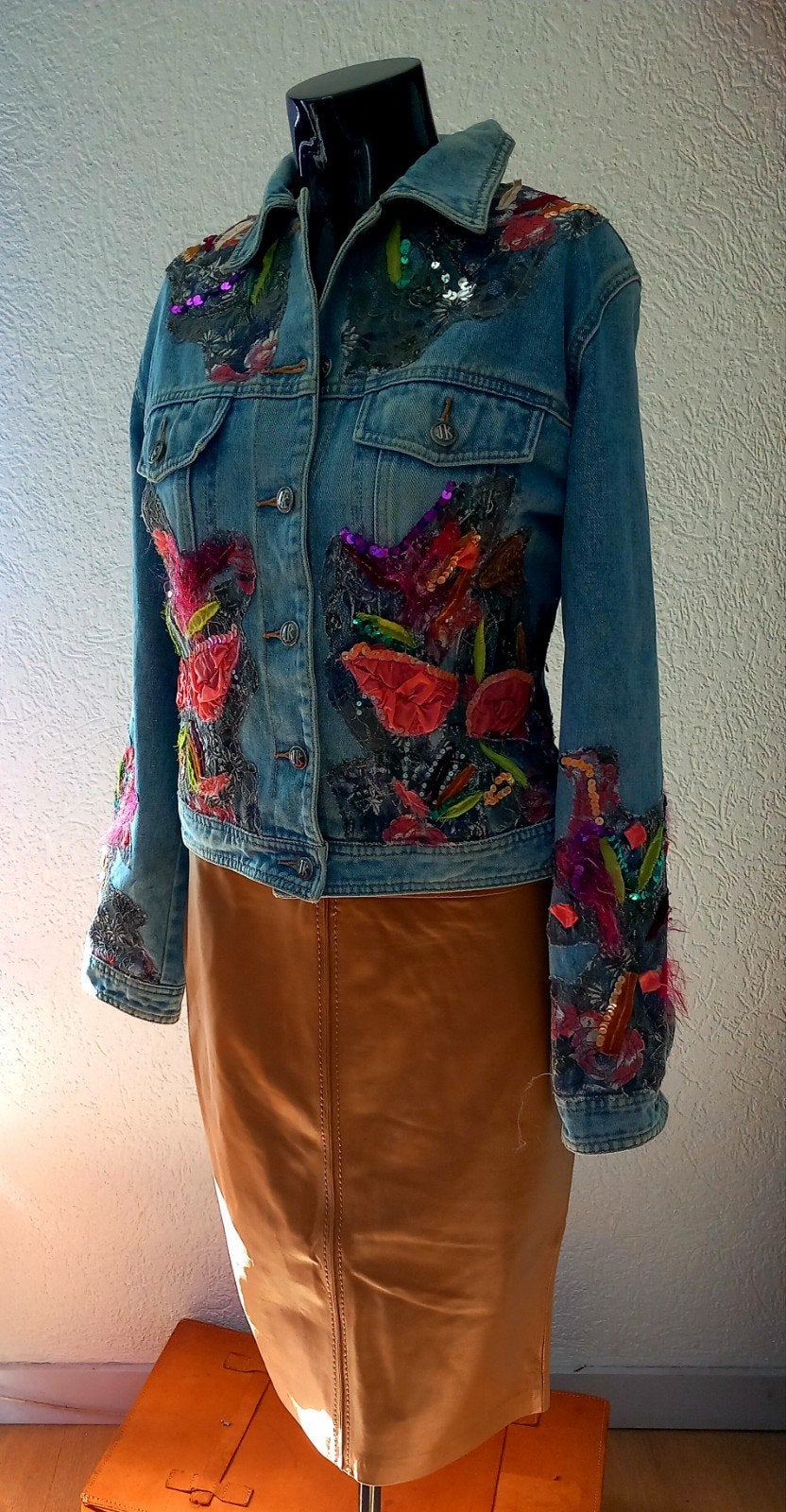 AiD Arts in Denim – Uniek Handmade Denim Statement jack, Kleding | Dames, Kostuum of Pak, AiD (Arts in Denim), Zo goed als nieuw
