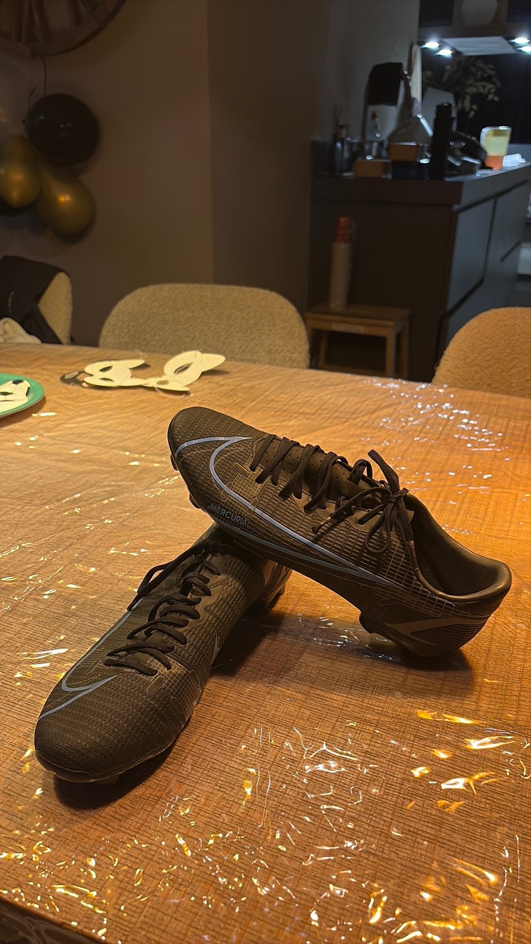 Nike voetbalschoenen maat 40, Sport en Fitness, Ophalen of Verzenden, Zo goed als nieuw