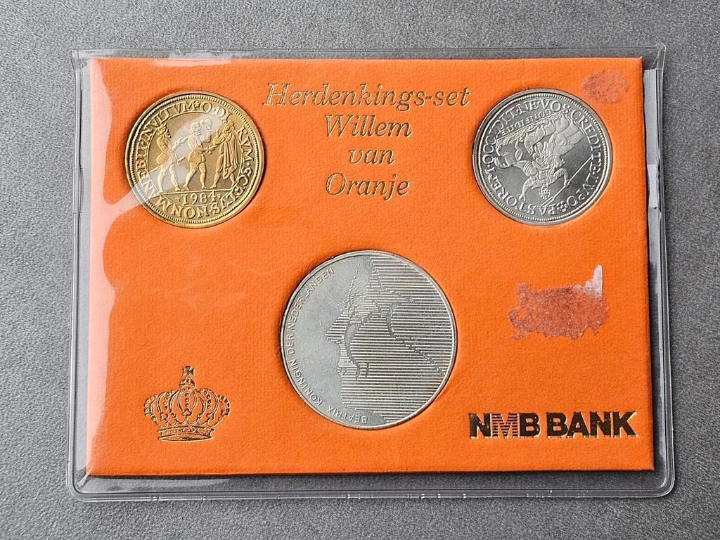 NMB Bank Willem van Oranje Herdenkingsset (50 gulden 1984), Setje, Koningin Beatrix, Zilver, Overige waardes