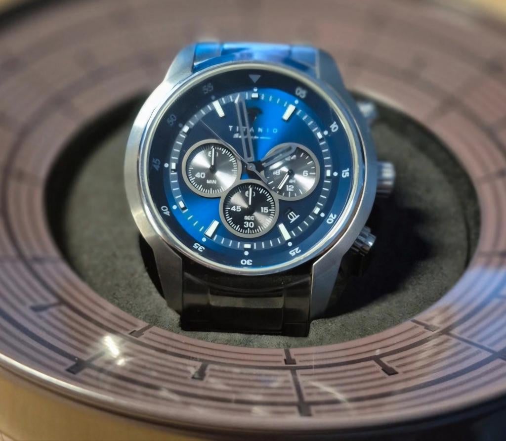 Titanio Aurelius CXXI-VIII Quartz Chronometer Herenhorloge, Sieraden, Tassen en Uiterlijk, Horloges | Heren, Overige merken, Staal