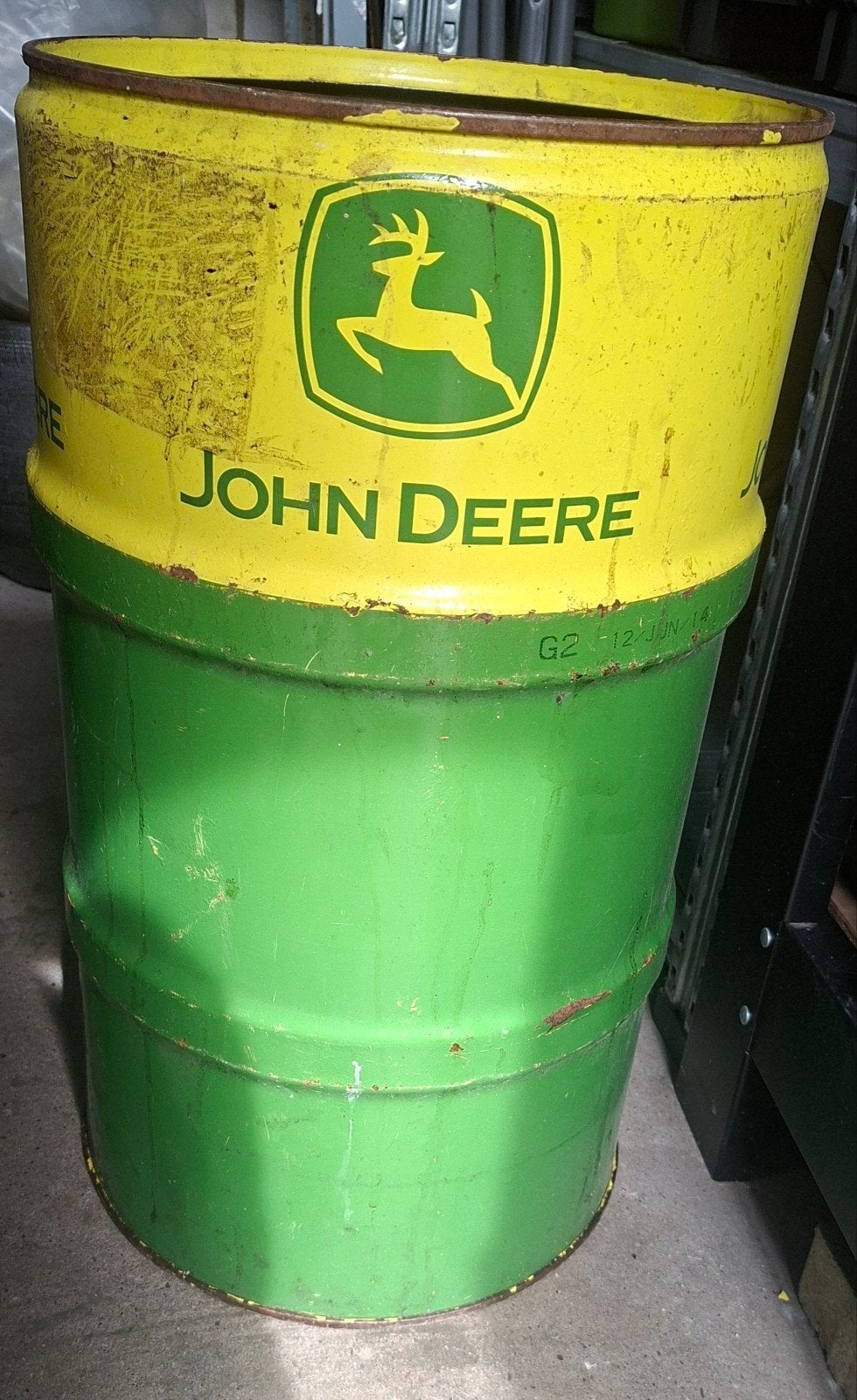 John Deere olievat metaal, Tuin en Terras, Ophalen of Verzenden