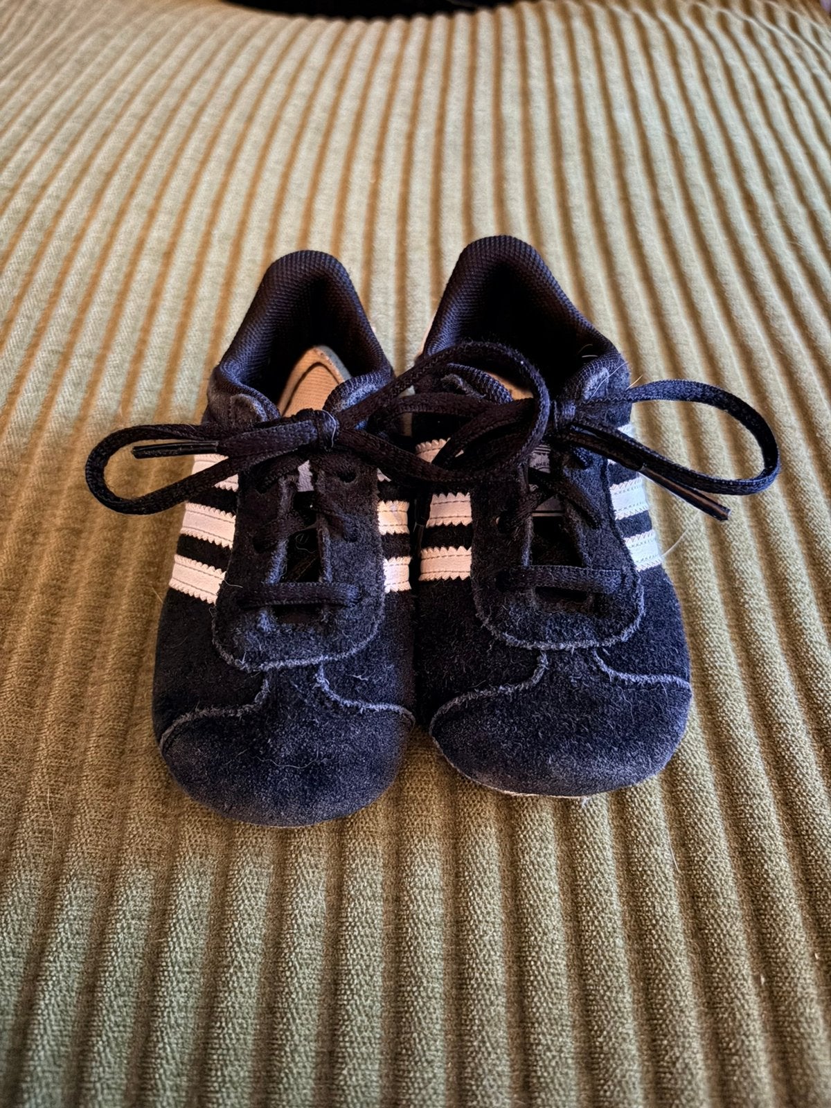 Adidas Gazelle babyschoen maat 19, Ophalen, Schoentjes, Jongetje of Meisje, Zo goed als nieuw