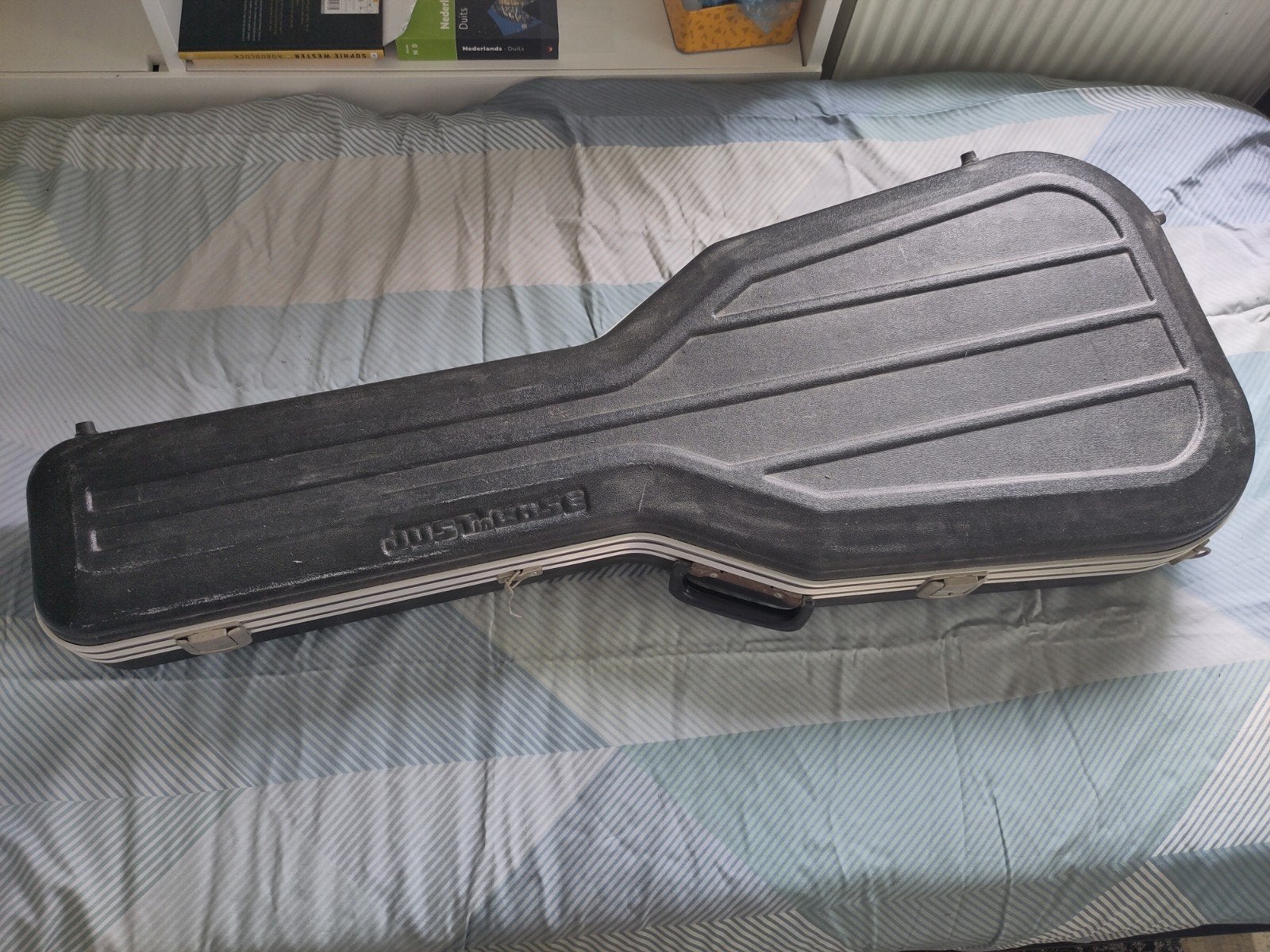 Gitaarkoffer voor akoestische gitaar, Muziek en Instrumenten, Behuizingen en Koffers, Ophalen, Gebruikt, Akoestische gitaar, Flightcase