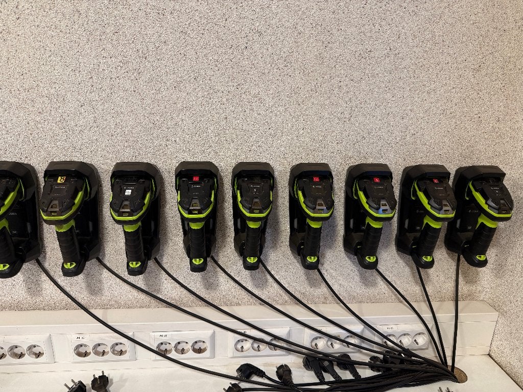 12x Zebra DS3678 barcodescanner + laadstation – partij, Ophalen, Gebruikt