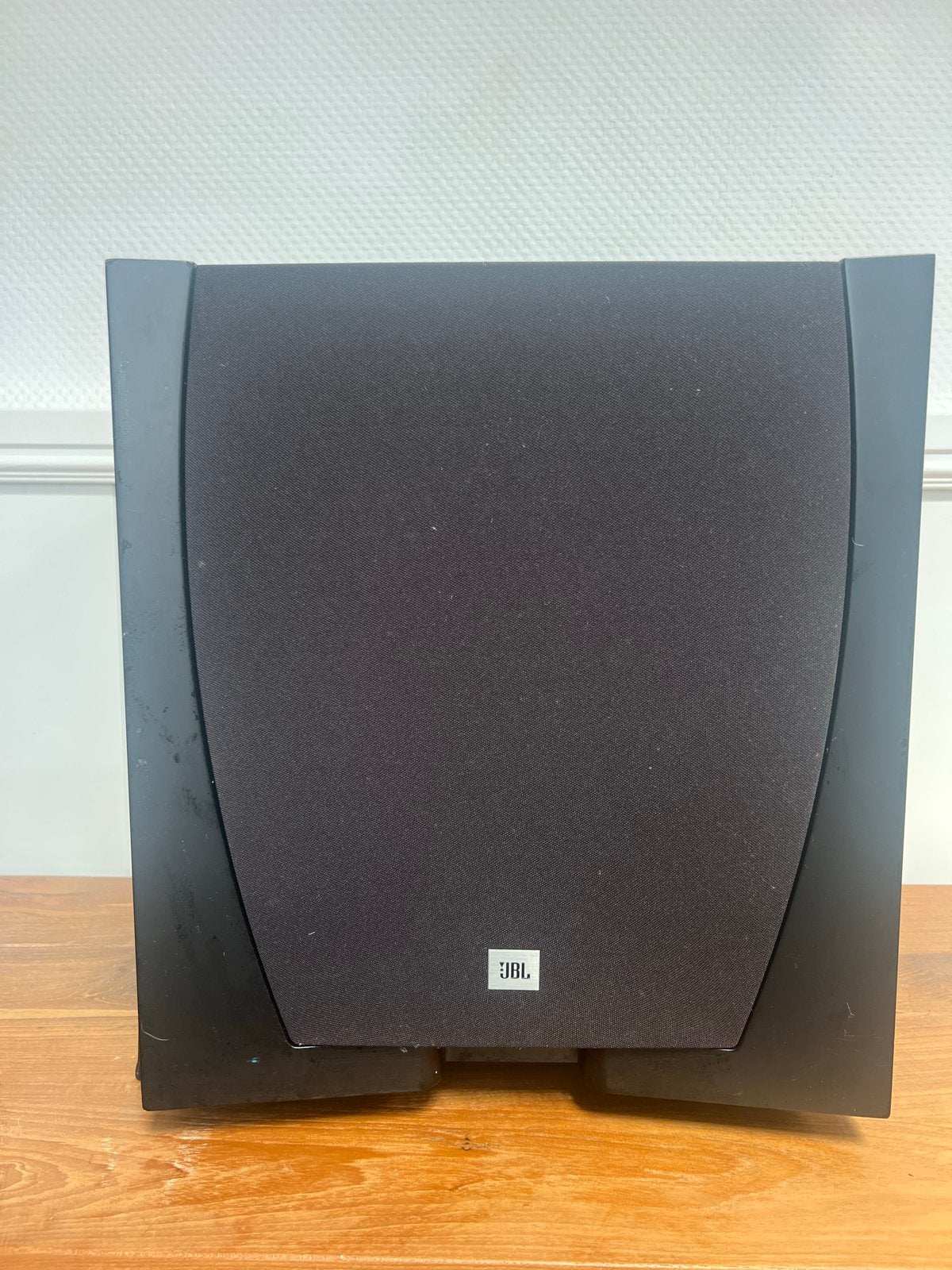 JBL SUB 550P/230 Subwoofer - Krachtige Baservaring