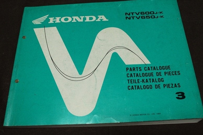 Honda NTV600 NTV650 1989 motorcycle parts catalogue Revere, Ophalen of Verzenden, Honda