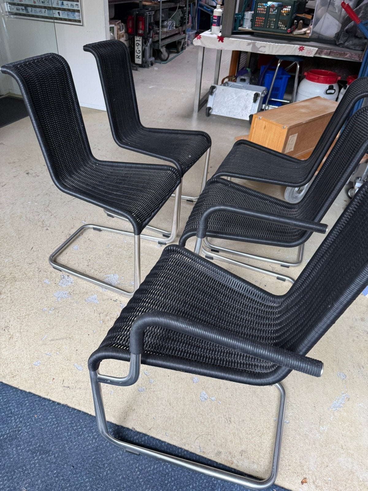 4x Tecta B20 stoelen en gratis één D20, Ophalen, Gebruikt, Zwart, Vier