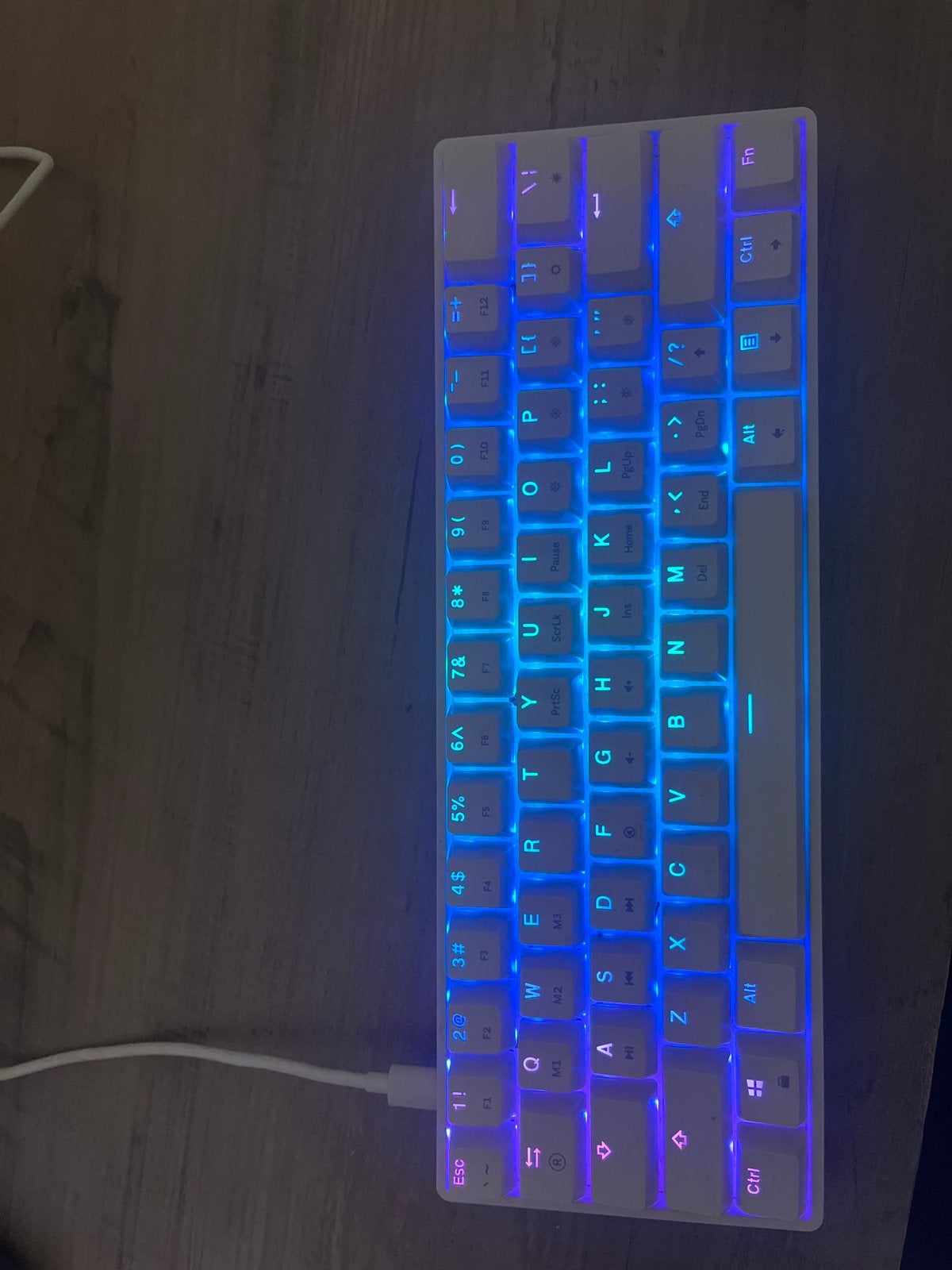 HK Gaming GK61 RGB Mechanisch Toetsenbord - Rode Switches, Computers en Software, Gaming toetsenbord, Ophalen of Verzenden, Zo goed als nieuw
