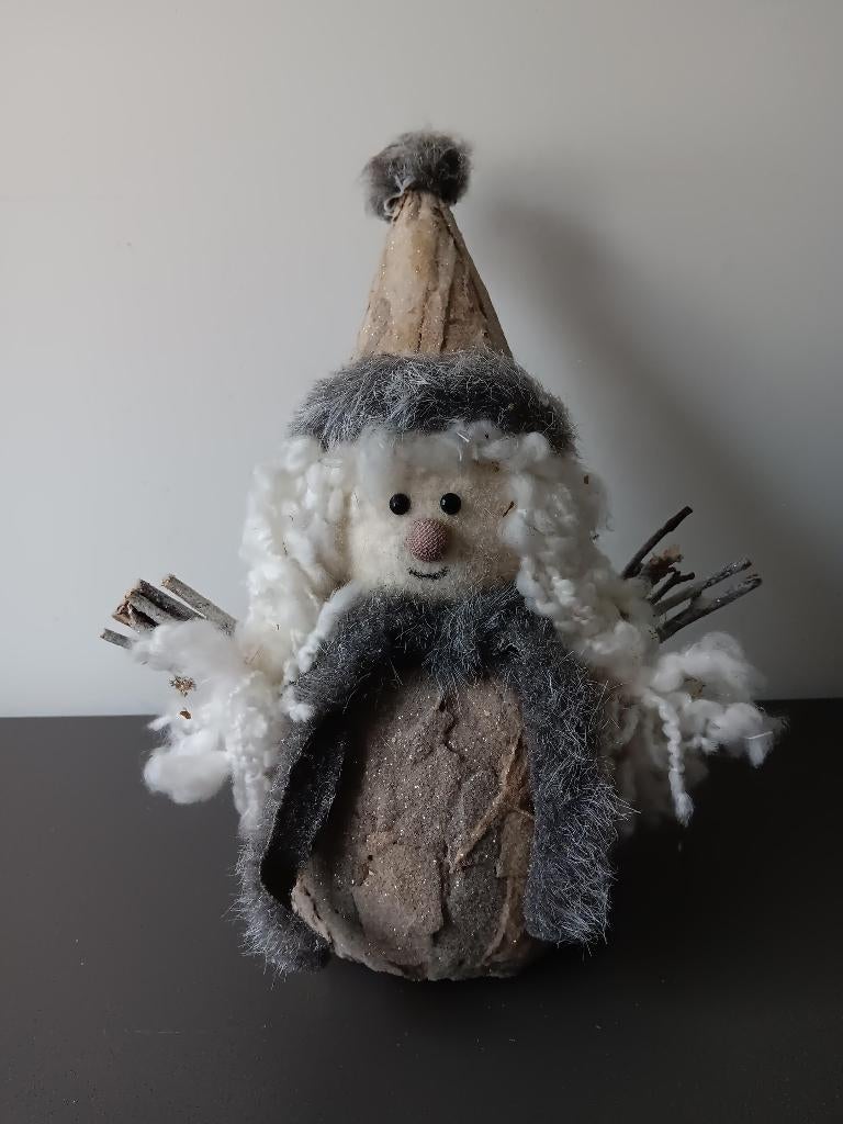 Decoratieve kerst gnome vrouw van hout en textiel, Ophalen of Verzenden, Gebruikt