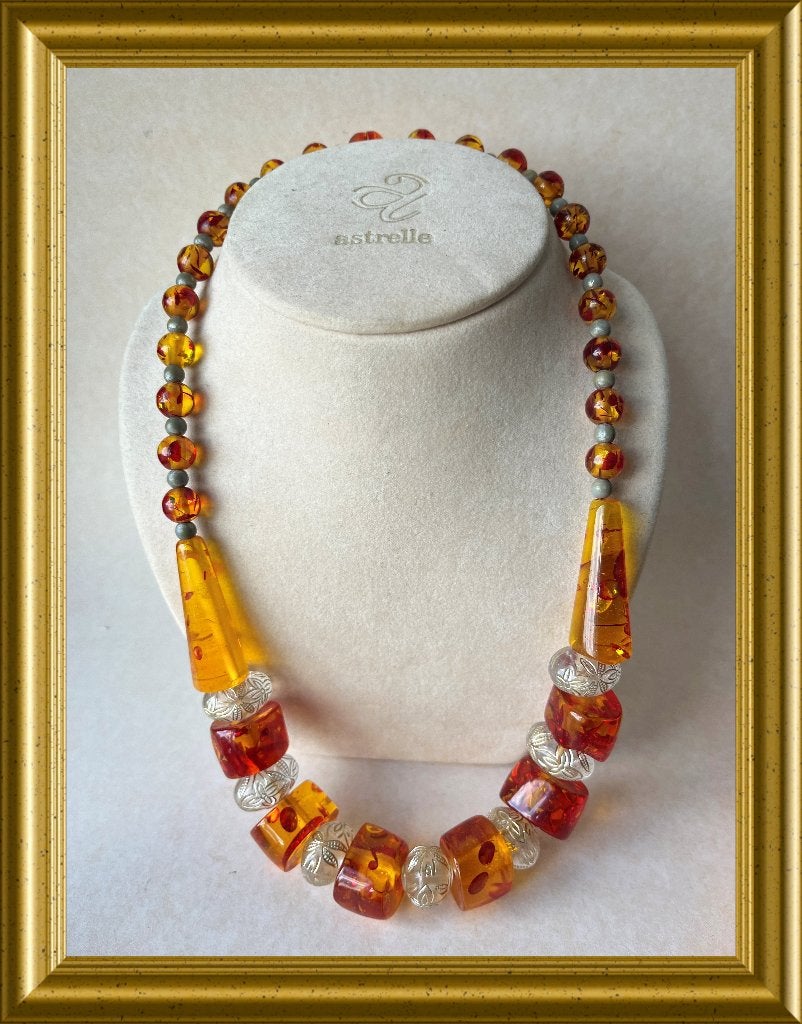 Vintage ketting: lucite / barnsteen?, Sieraden, Tassen en Uiterlijk, Ophalen of Verzenden, Overige materialen, Ketting