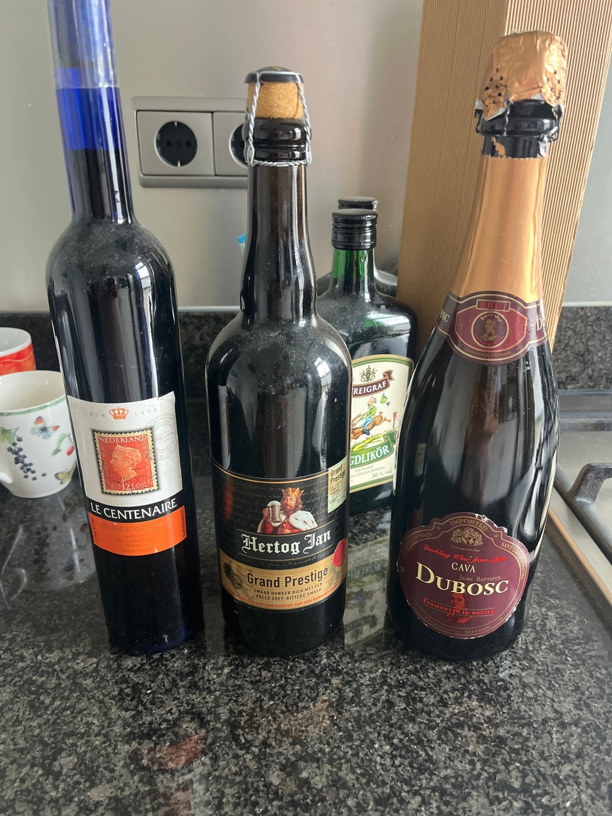 Diverse collectie: Wijn, bier en Cava, Ophalen, Gebruikt, Frankrijk, Rode wijn