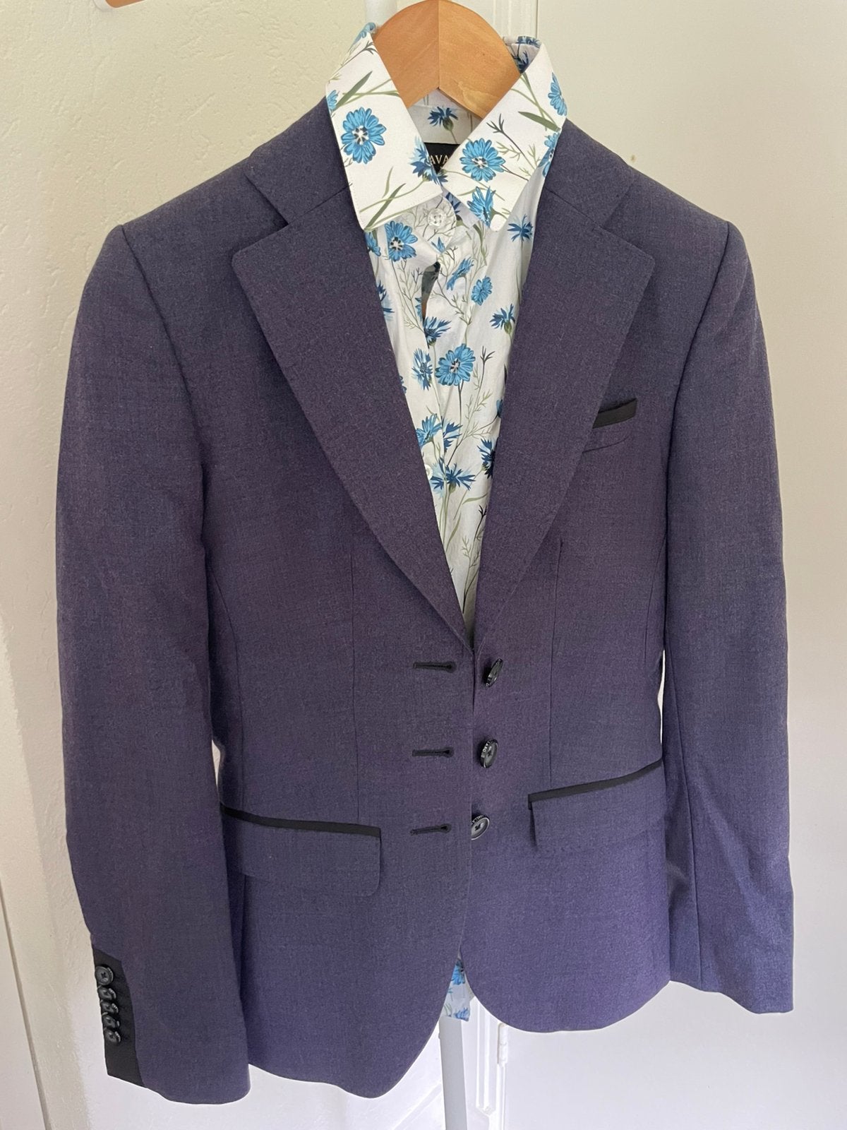Cavallaro set maat 34 blouse € 12,50 / € 37,50 blazer, Kleding | Dames, Ophalen of Verzenden, Zo goed als nieuw, Maat 34 (XS) of kleiner