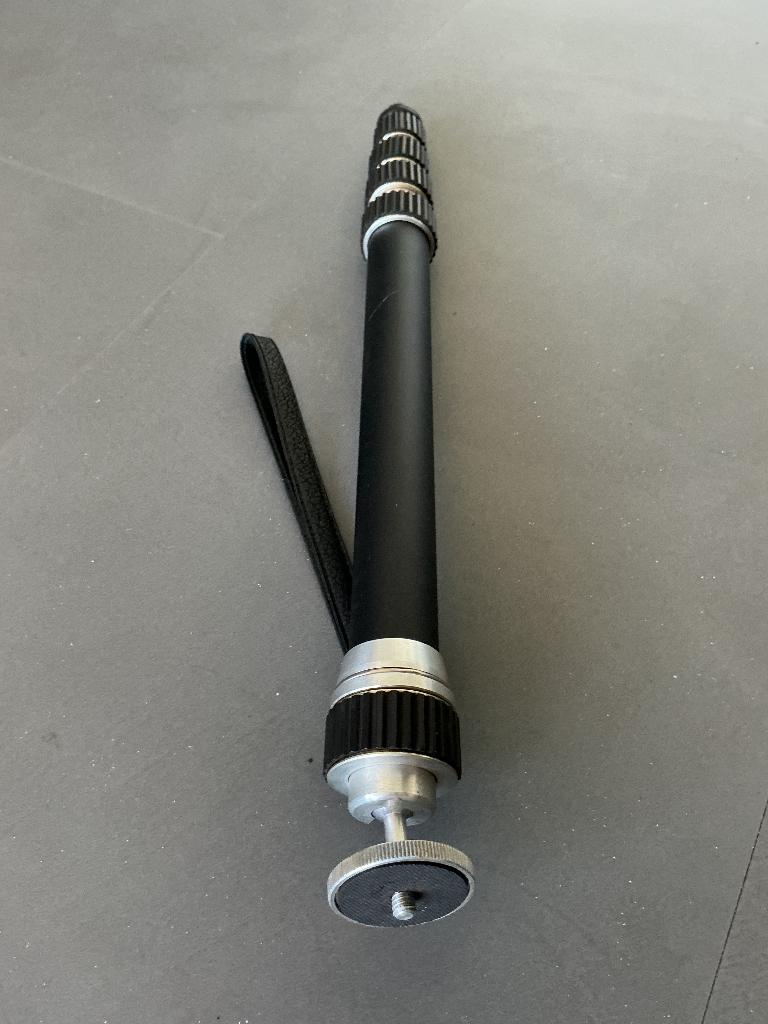Monopod, ingklapt 43 cm., Eenpoot, Ophalen of Verzenden, Zo goed als nieuw, Minder dan 150 cm