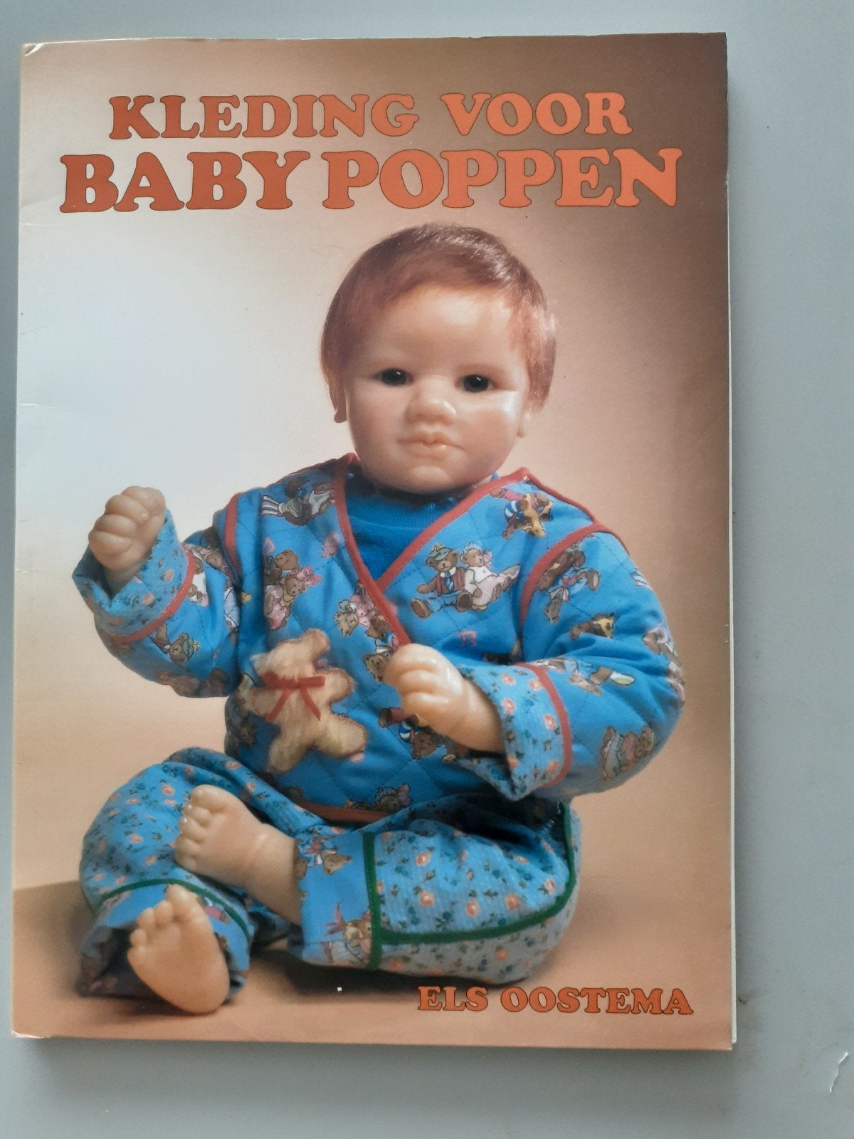 Kleding voor Baby Poppen - Els Oostema, Ophalen of Verzenden