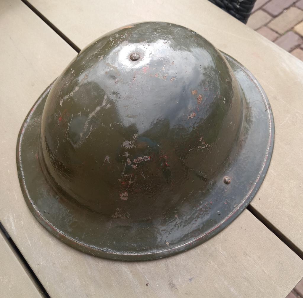 Engelse brodie helm gedateerd 1942, Verzamelen, Militaria | Tweede Wereldoorlog, Ophalen, Nederland, Helm of Baret