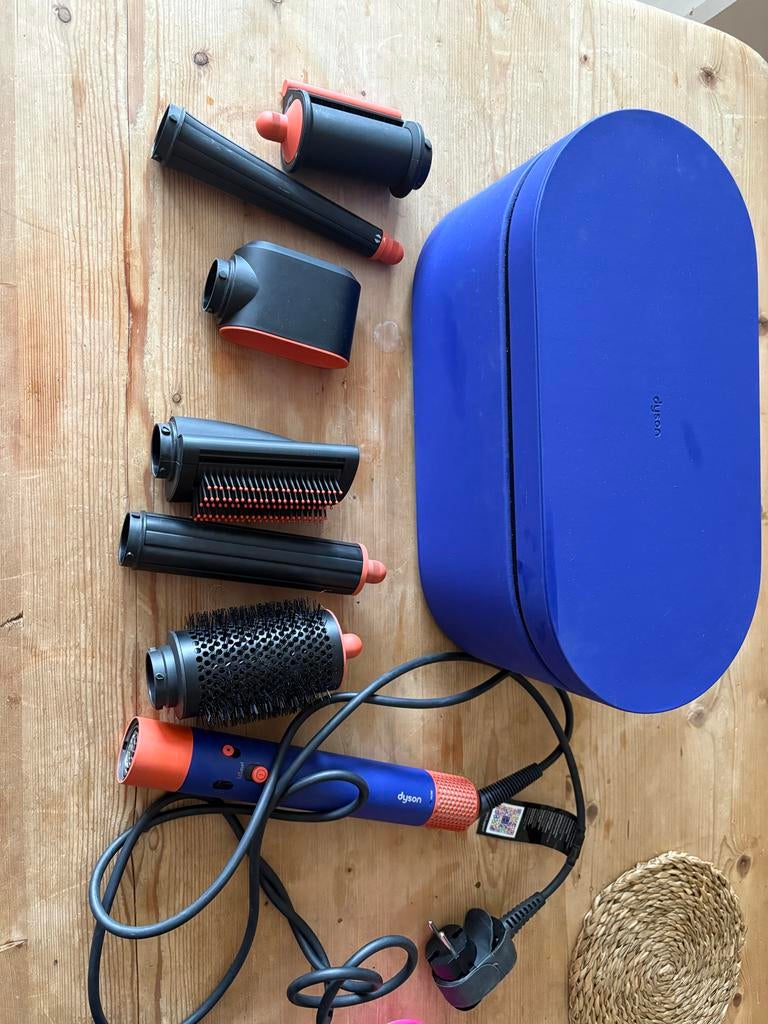 Dyson Airwrap i.d. krulset met accessoires, Ophalen of Verzenden, Gebruikt, Haarverzorging