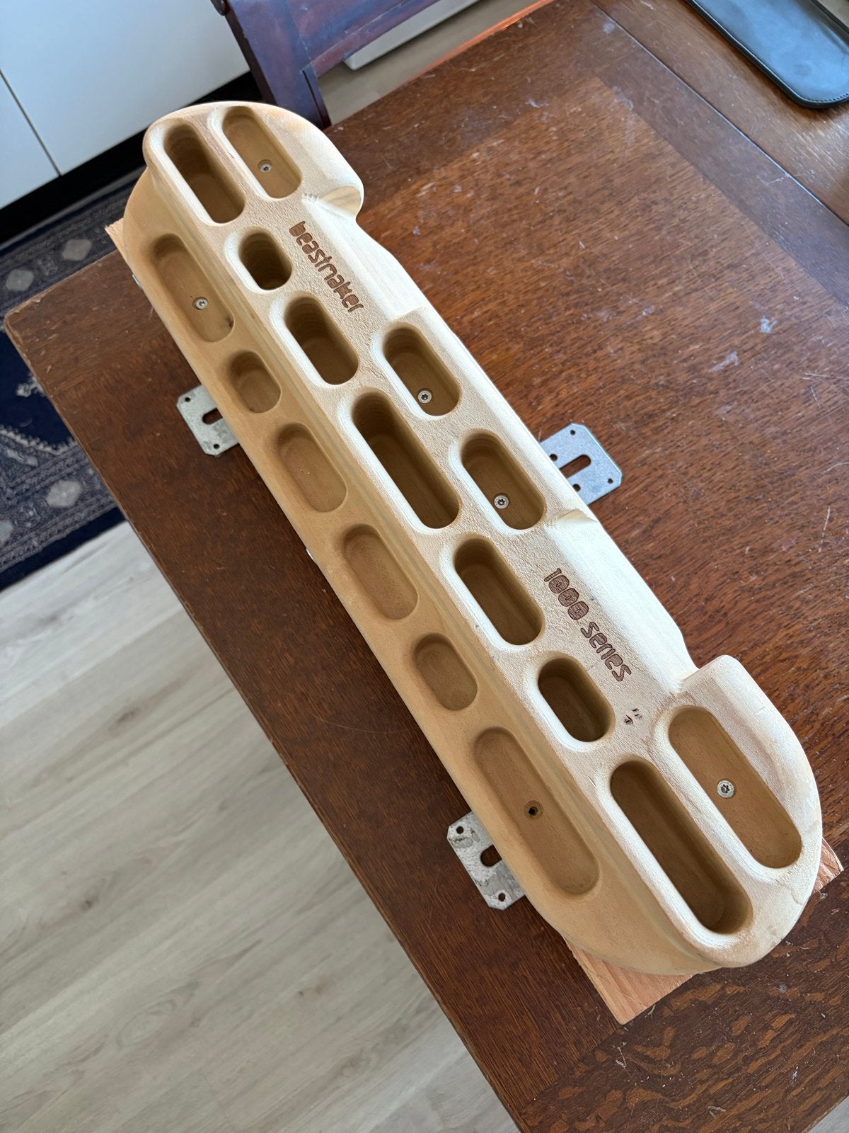 Beastmaker 1000 Hangboard + gratis wallmount en schroeven, Ophalen of Verzenden, Zo goed als nieuw