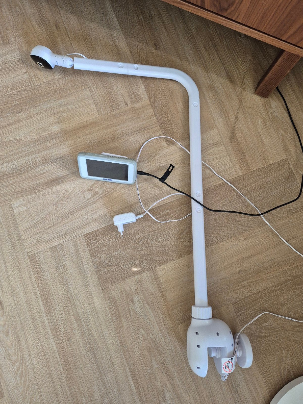 Luvion grand elite 4 Crib Mount Camera - Babyfoon met camera, Ophalen of Verzenden, Zo goed als nieuw, Camera