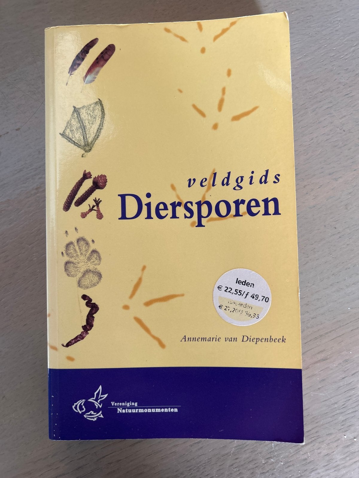 Veldgids Diersporen - Annemarie van Diepenbeek, Ophalen of Verzenden, Gelezen, Natuur algemeen