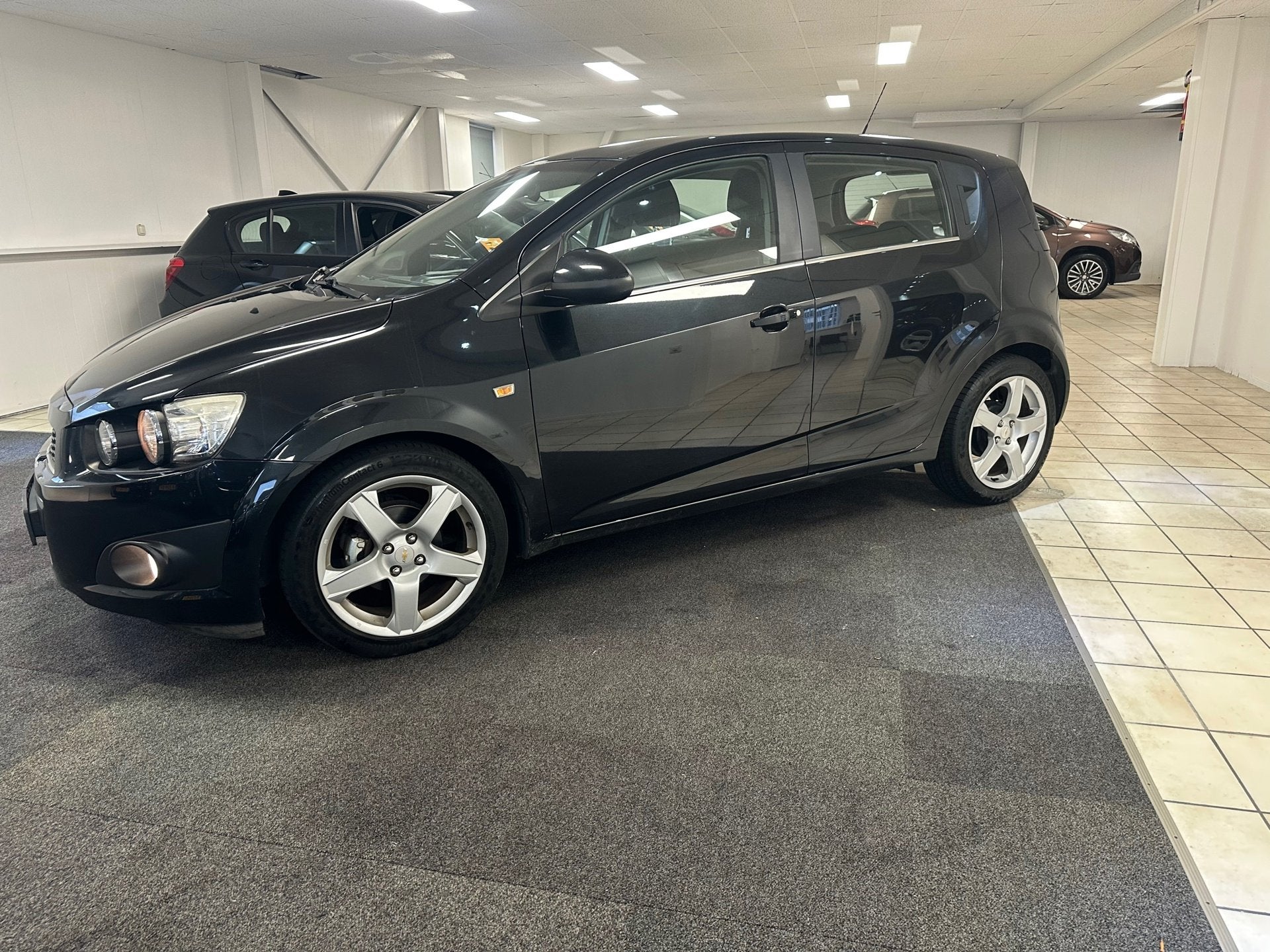 Chevrolet Aveo 1.4 LTZ.2de eigenaar.Airco.NAP, Auto's, Voorwielaandrijving, Euro 5, 101 pk, 4 cilinders