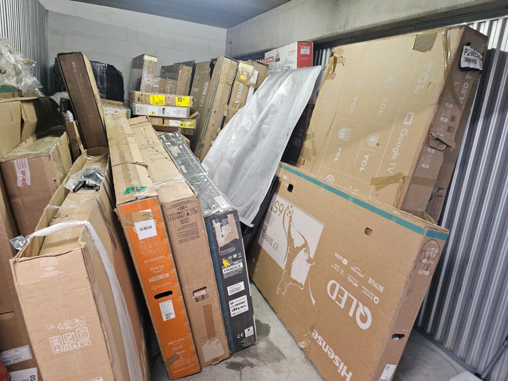 Approx. 86 TVs, including Sony

,  NONE TESTED !, Ophalen of Verzenden, 100 cm of meer, 50 Hz