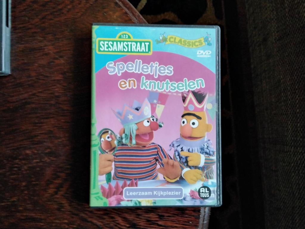 Sesamstraat spelletjes en knutselen, origineel, Alle leeftijden, Ophalen of Verzenden, Zo goed als nieuw, Educatief