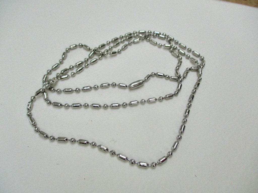 Zilverkleur bolletjes en staafjes schakel ketting 70 cm., Verzenden, Zo goed als nieuw, Zilver, Overige materialen