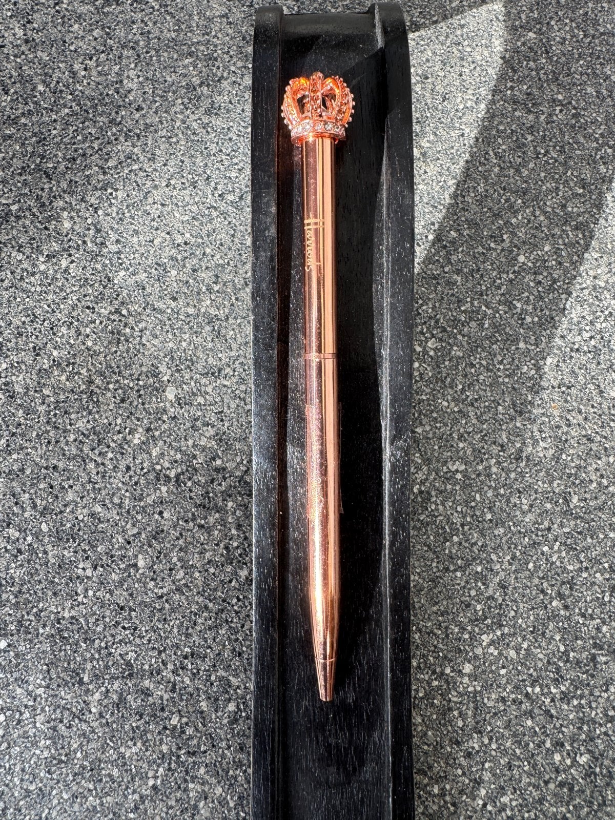 Mooie Harrods pen met kroon, Verzamelen, Overige merken, Gebruikt, Balpen, Ophalen of Verzenden