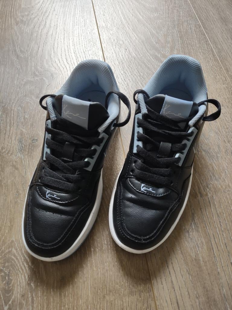 Karl Kani sneakers maat 37,5, Ophalen, Schoenen