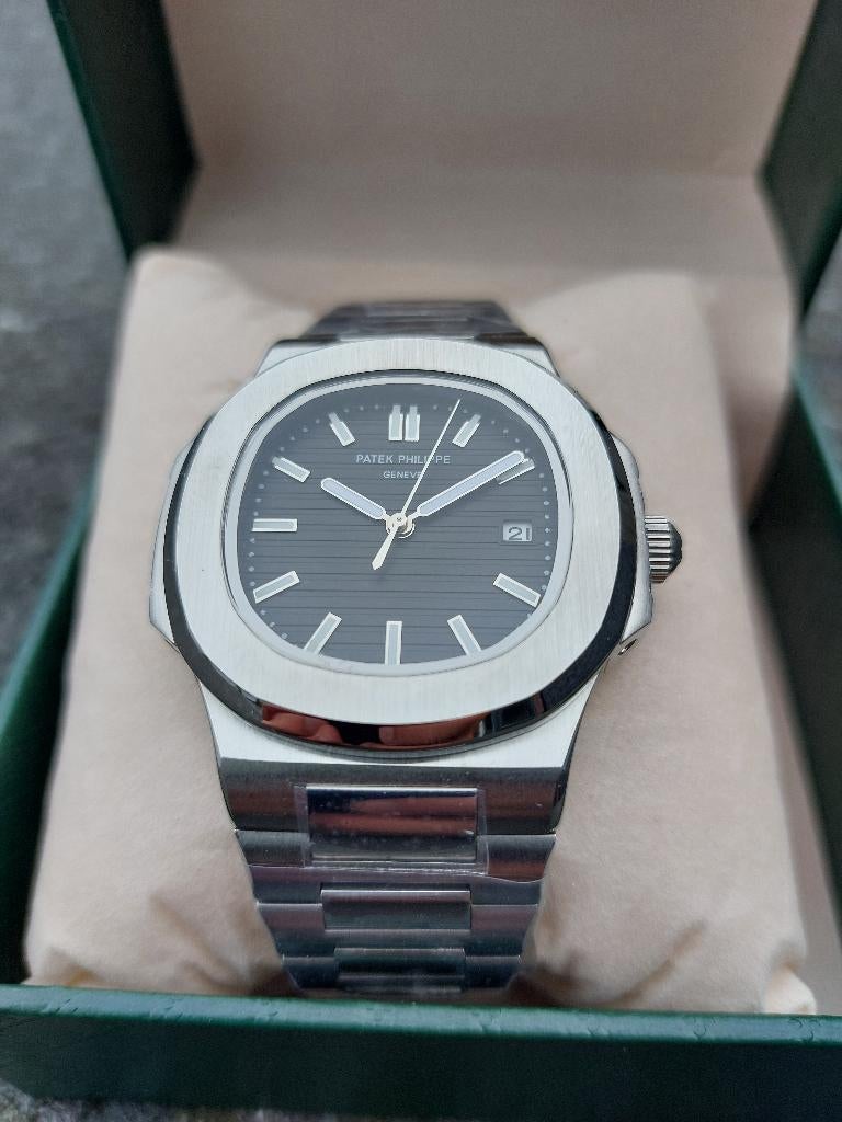 Patek Philip nautilus horloge met zwart wijzerplaat, Ophalen of Verzenden, Nieuw, Overige merken