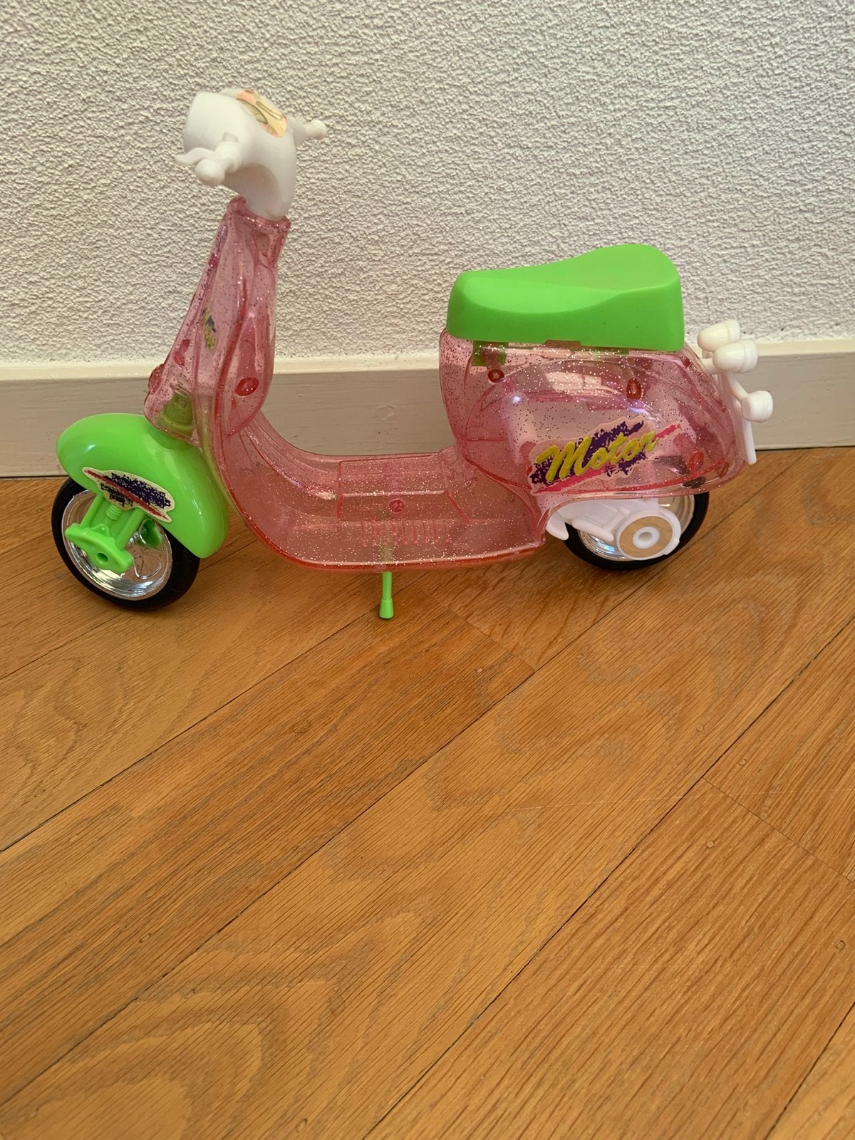 Barbie Motor/Vespa Pink And Green 1997 Mattel, Ophalen of Verzenden, Zo goed als nieuw, Accessoires