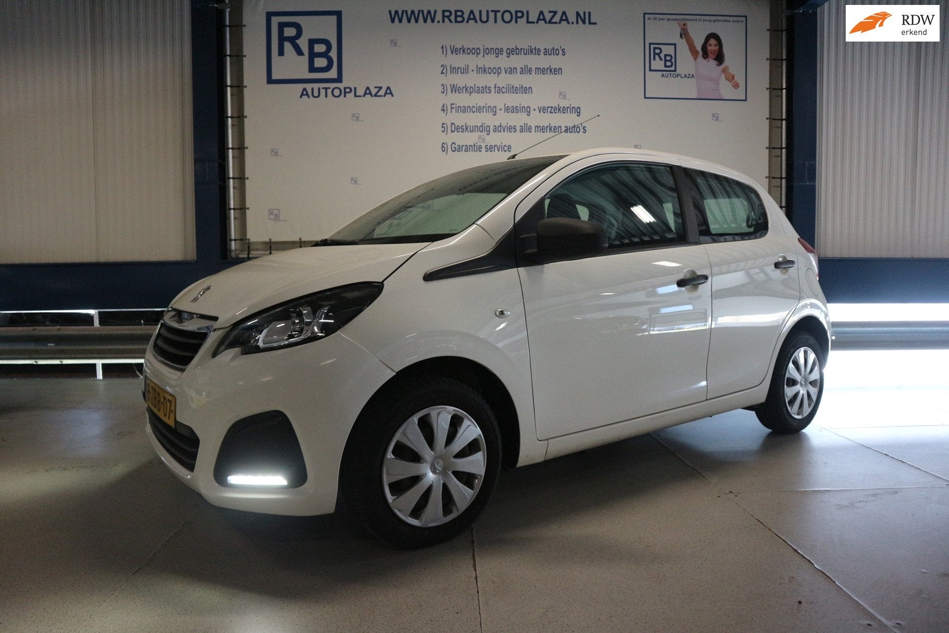 Peugeot 108 1.0 e-VTi Access / NAP / APK 6 2027 / 5 DEURS /, Voorwielaandrijving, Euro 5, Gebruikt, 31 €/maand