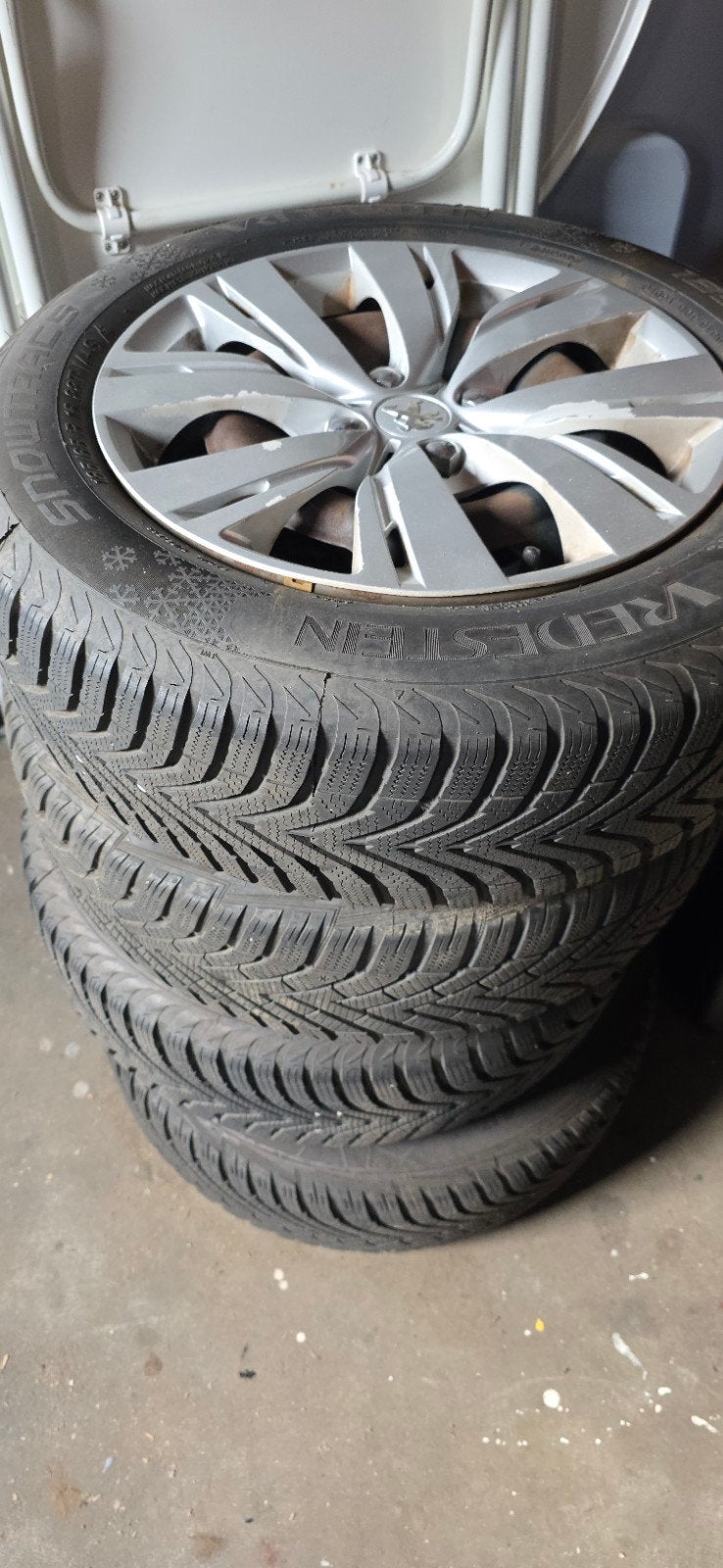 4 Vredestein snowtracs winterbanden, Ophalen, Gebruikt, 15 inch, Banden en Velgen