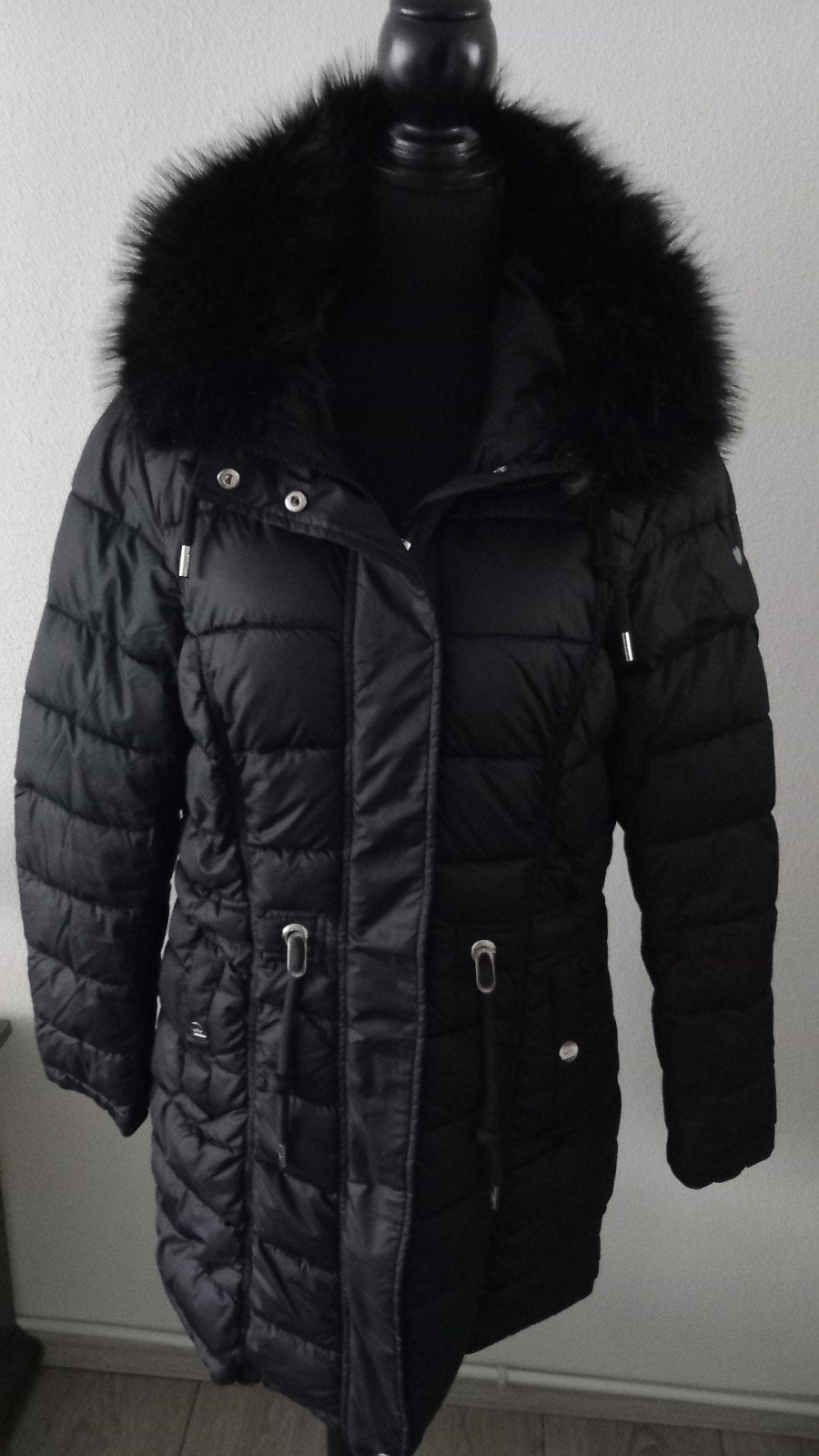 MOOI!! ZWARTE *USHA* WINTERJAS/MANTEL+CHAPUCHON+BONTKRAAG., Zwart, USHA, Maat 42/44 (L), Nieuw