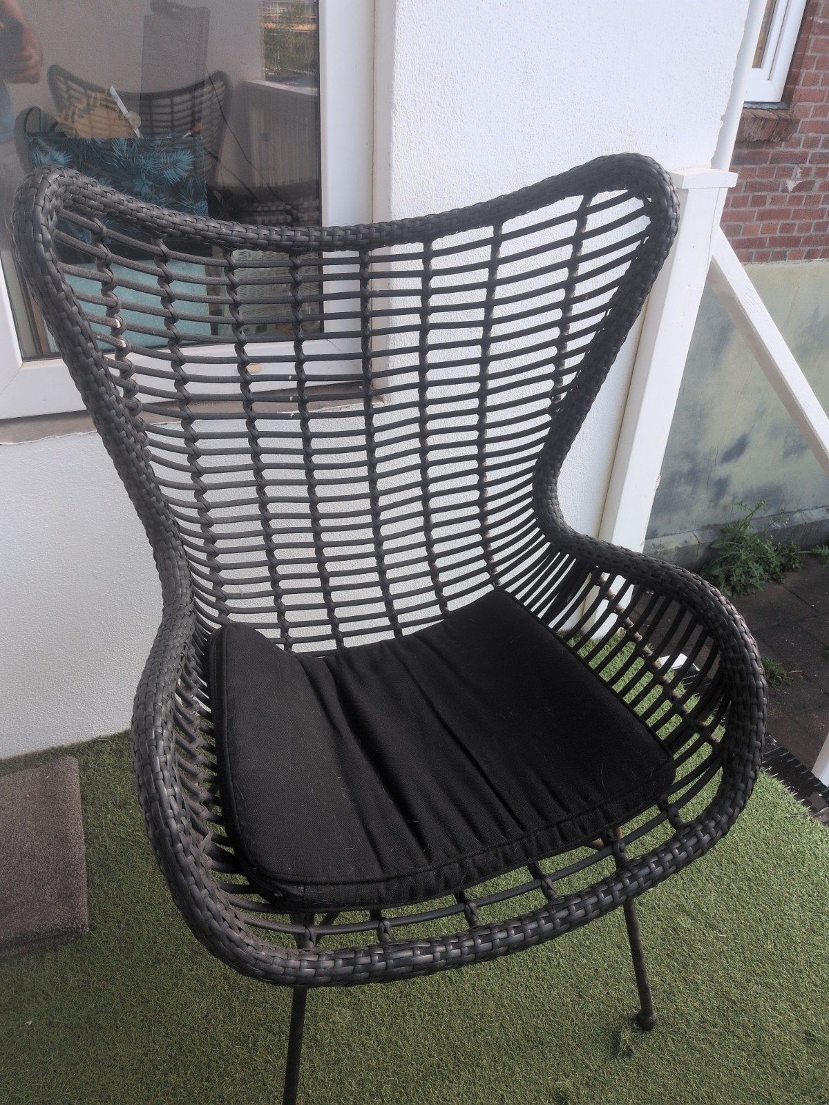 2 Zwarte Rotan Tuinstoelen met Kussens, Ophalen, Gebruikt, Rotan