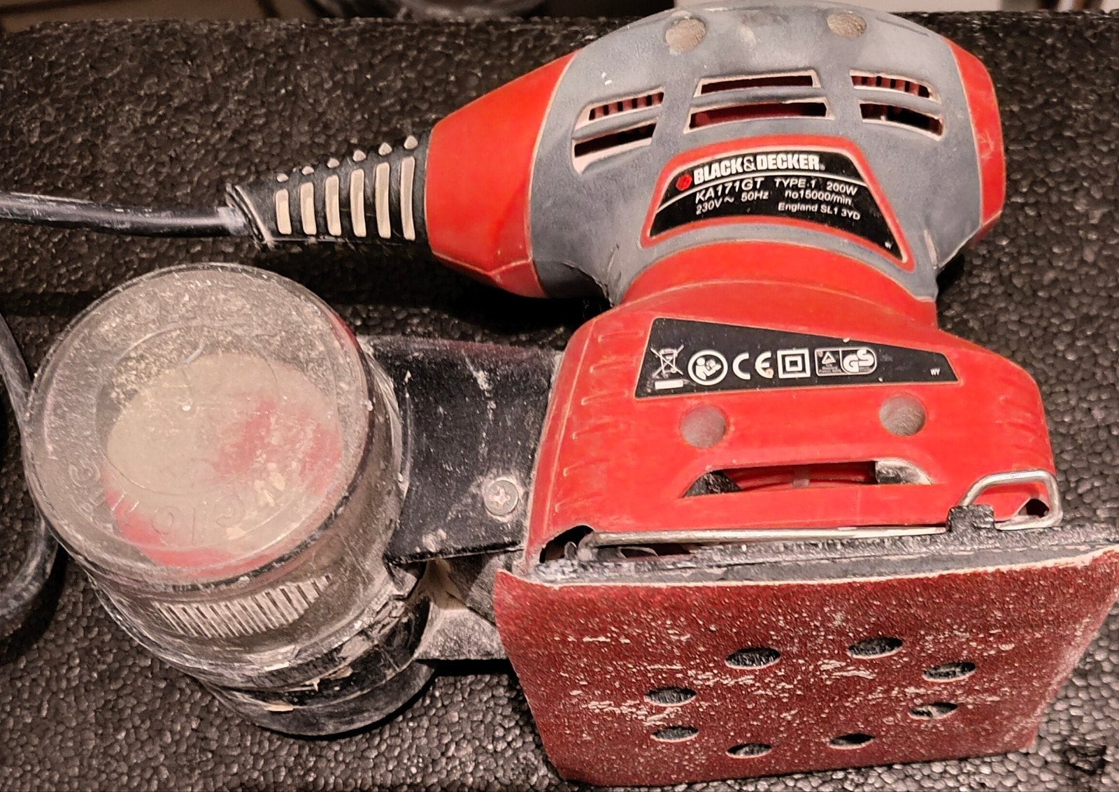 Black & Decker KA171GT Vlakschuurmachine 200W, Ophalen of Verzenden, Gebruikt, Minder dan 600 watt, Vlakschuurmachine
