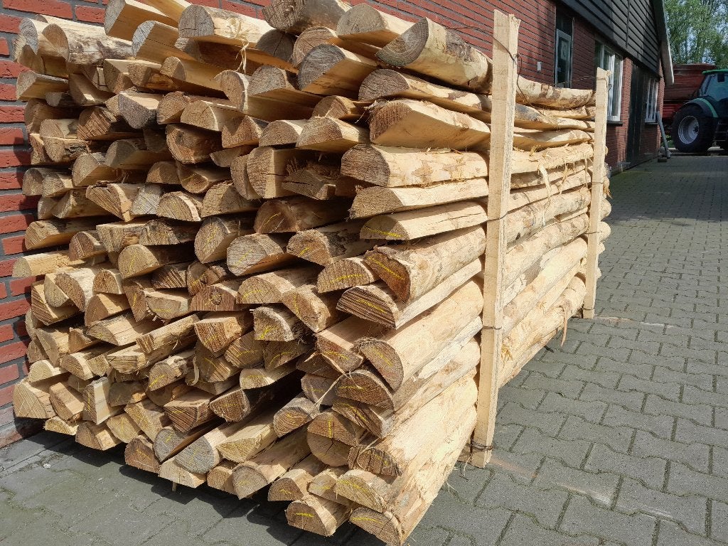 Robinia halfronde planken liggers 250 cm lang 10/12cm, Tuin en Terras, Palen, Balken en Planken, Ophalen, Nieuw, 250 cm of meer