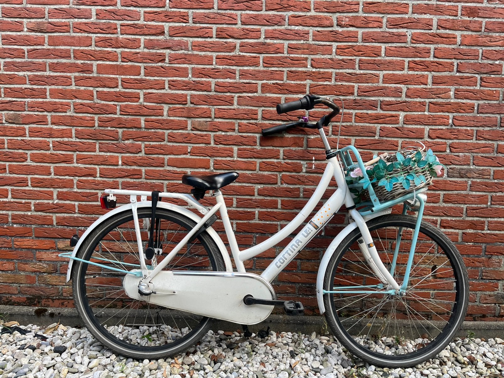 Meisjesfiets CORTINA U4 26 inch wit, 26 inch of meer, Terugtraprem, Gebruikt, Ophalen of Verzenden