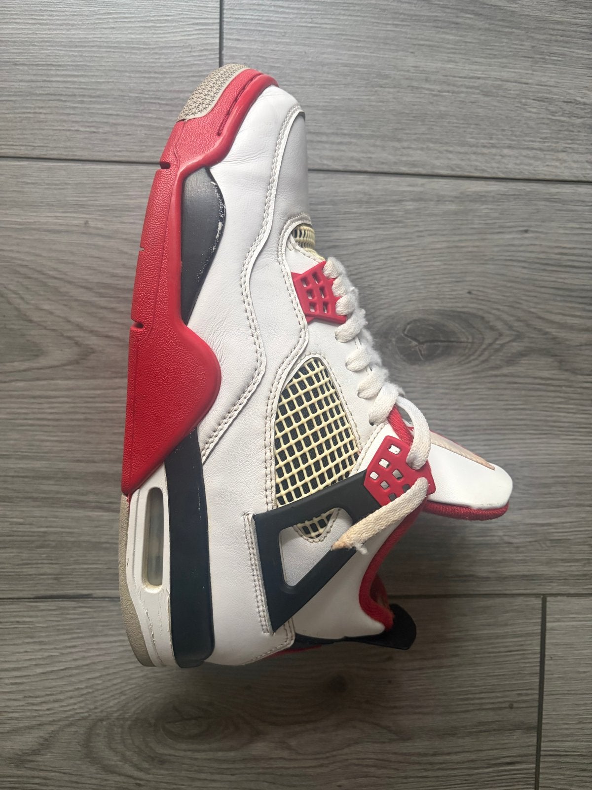 Nike Air Jordan 4 Retro Fire Red Sneakers, Wit, Ophalen of Verzenden, Sneakers of Gympen, Gedragen