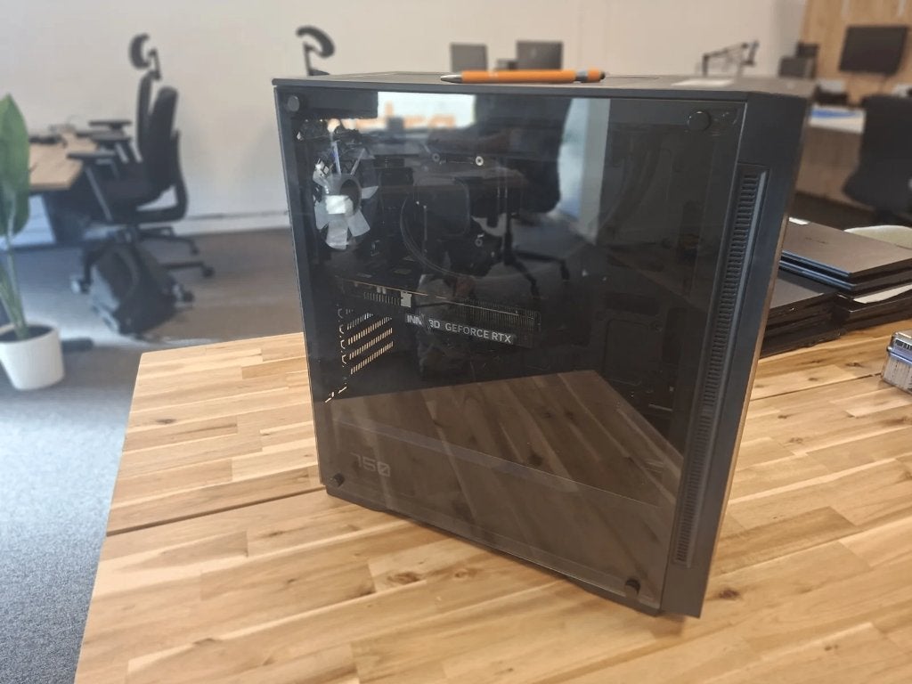 Nieuw! - Game PC - AMD Ryzen 5 & RTX 5060, Computers en Software, 38781ms, Veenstra IT, Nieuw, Gaming