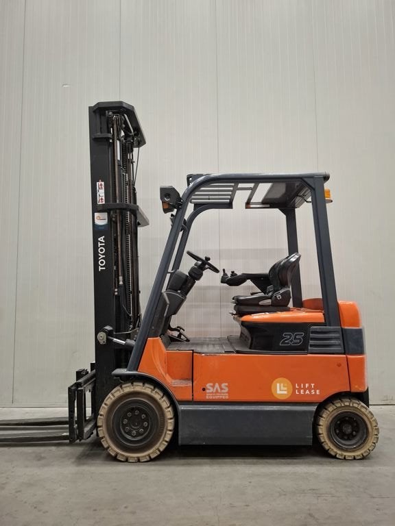 TOYOTA 7FBMF25, Zakelijke goederen, Machines en Bouw | Heftrucks en Intern transport, 2000 tot 3000 kg, Elektrisch, Heftruck, TOYOTA