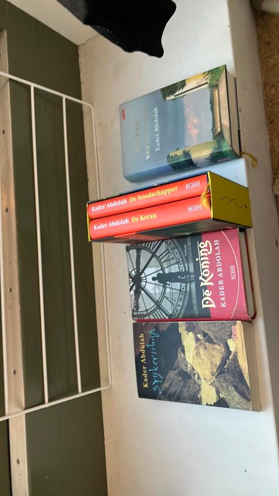 5 boeken van Kader Abdolah, Ophalen, Zo goed als nieuw